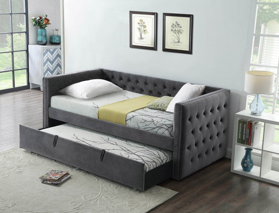 Single Size Daybed with 39” Single Size Pull-Out Trundle